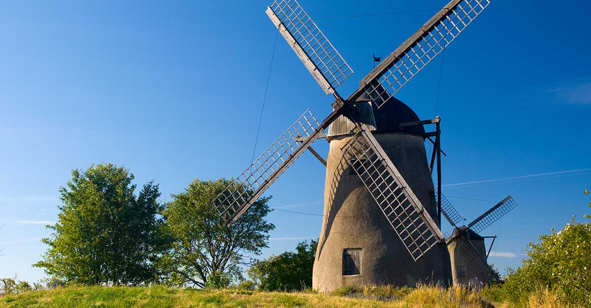 Typické a udržiavané kamenné švédske mlyny sa nájdu na každom rohu