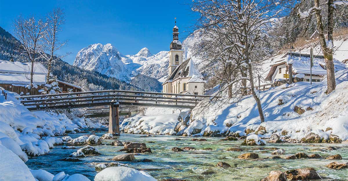 Užasné výhľady na okolitú krajinu a majestátne Alpy