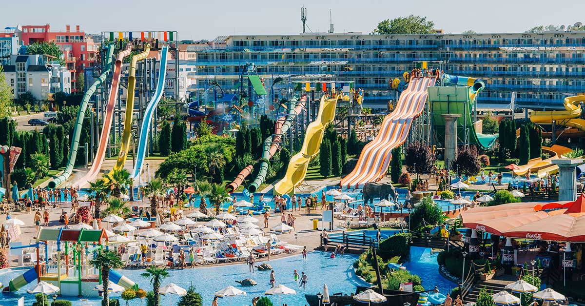 Zábavný aqua park neďaleko mesta Nesabar